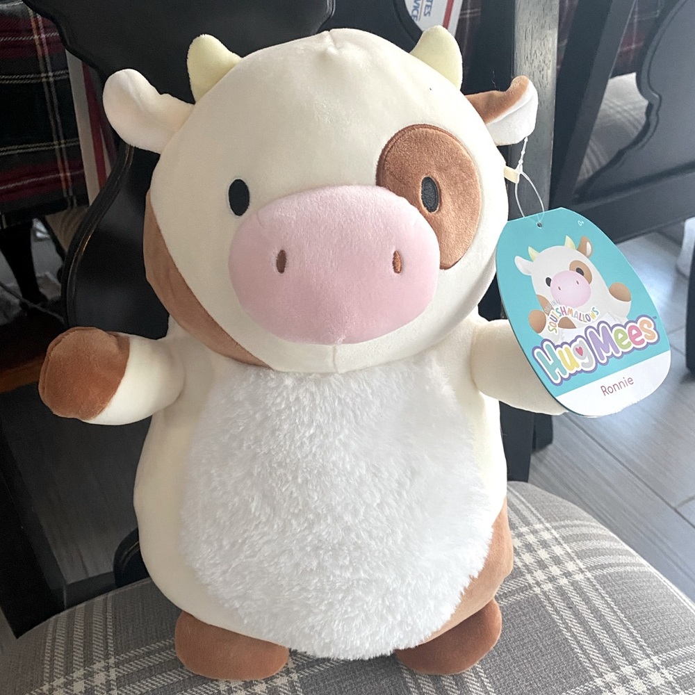 14 inch Ronnie Cow Squishmallow Hugmee